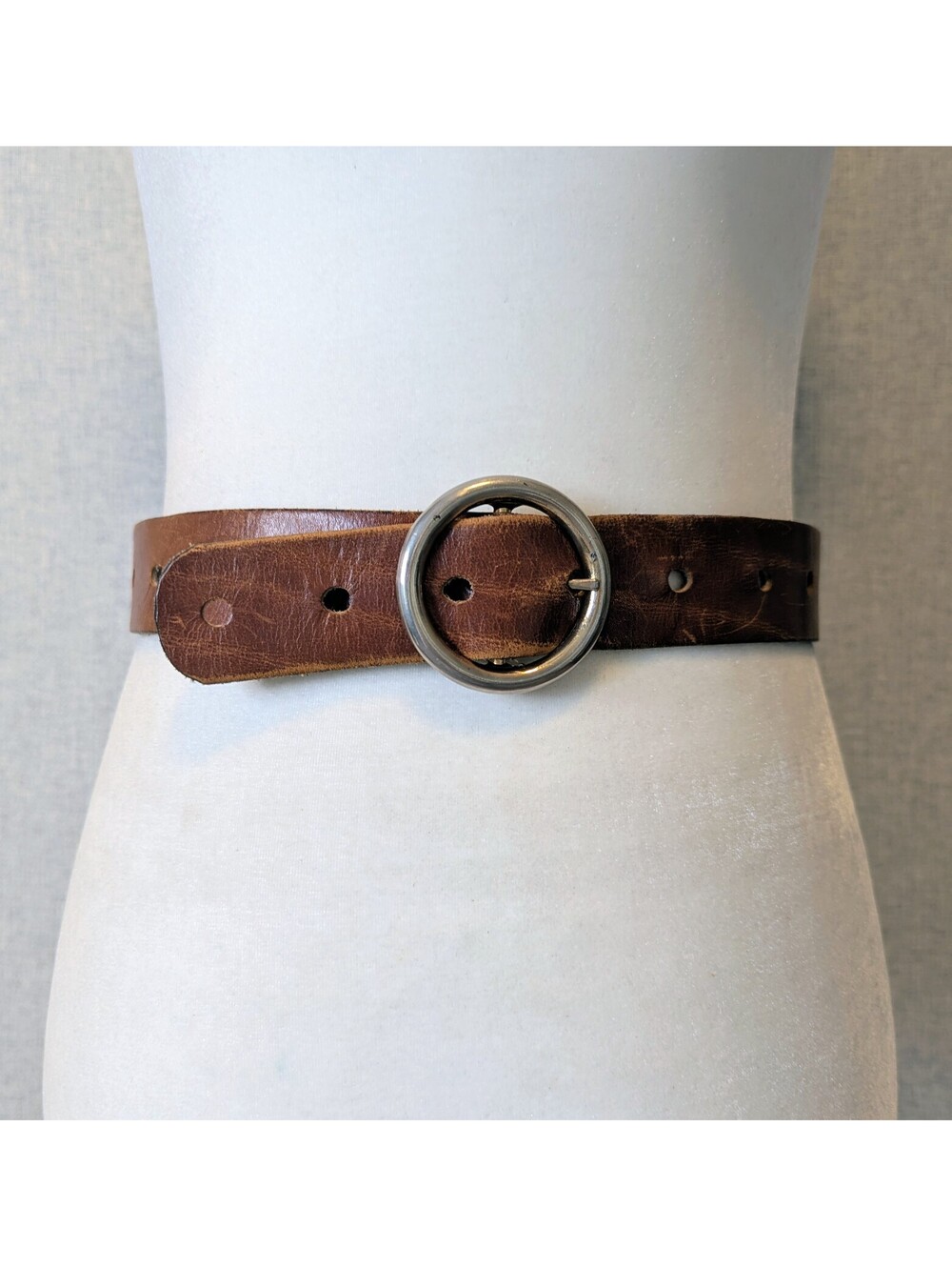 Vintage classic leather O-ring buckle belt